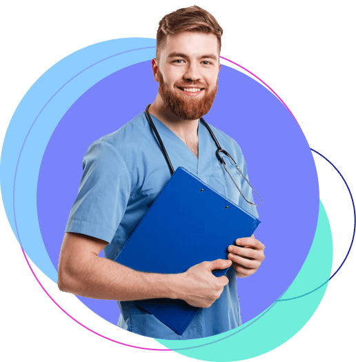 Um médico sorridente segurando um disco e usando um estetoscópio