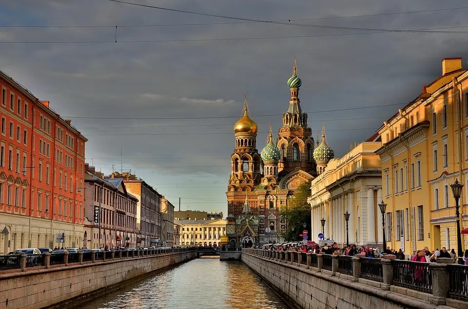 San Pietroburgo, Russia - Servizi di traduzione di documenti