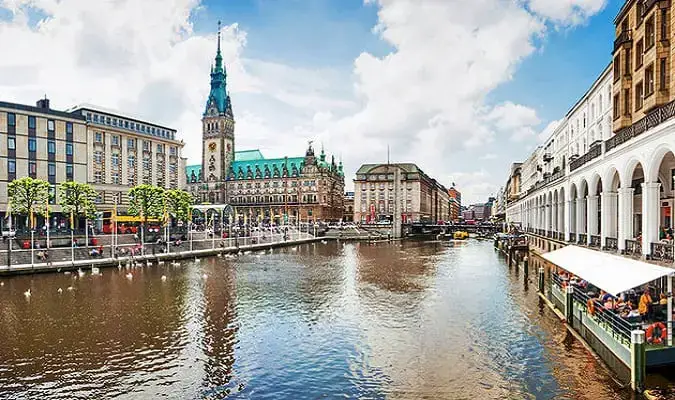 Hamburg, Niemcy - Usługi tłumaczenia dokumentów